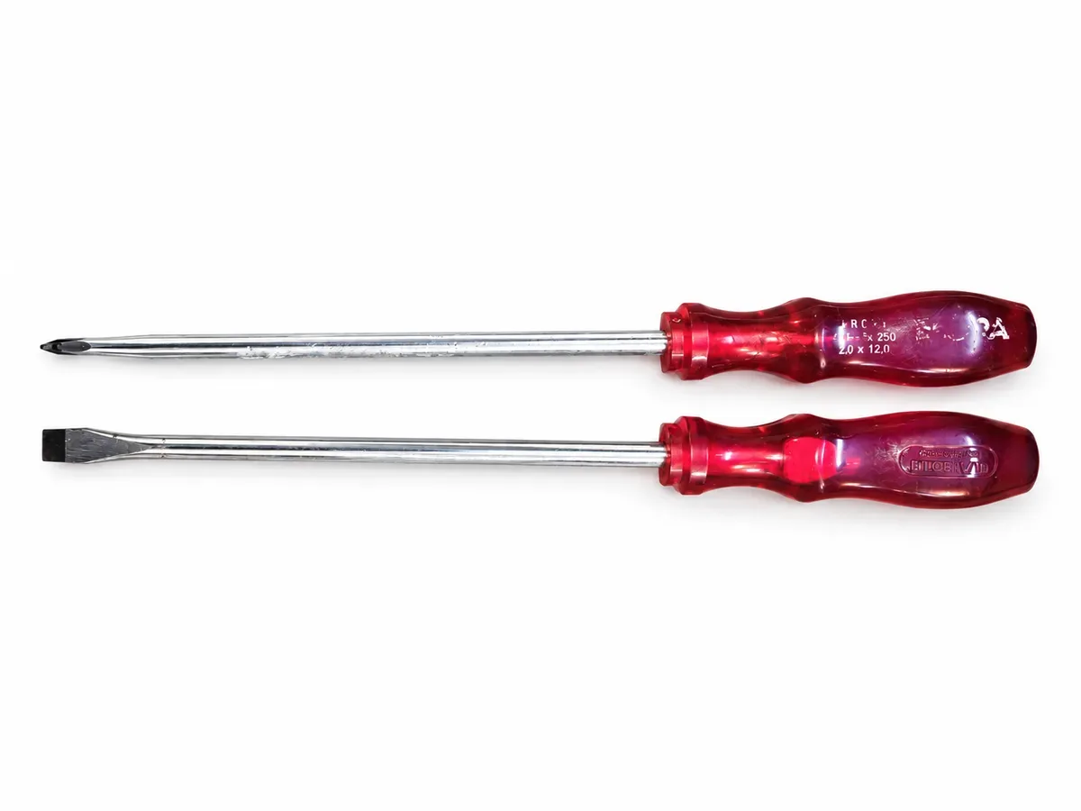 ELORA adjustable wrenches in 8 in., 12 in. and 15 in. sizes on a white background - view 1